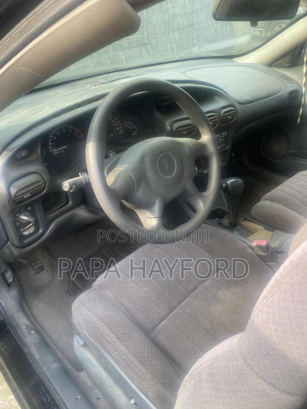 Pontiac Grand Prix 2008 Black photo 8