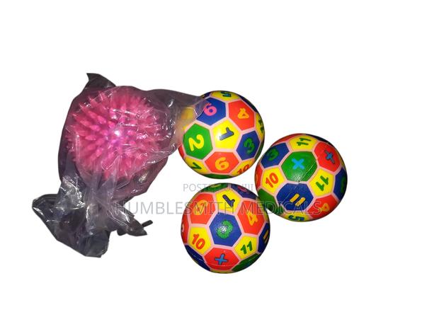 Patient's/Therapy Hand Ball for Stroke Patients · Photo 2