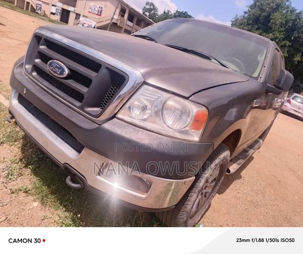 Ford F-150 Lariat 2010 Silver photo 4
