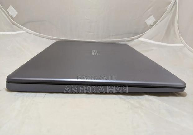 New Laptop Asus E406SA 4GB Intel SSD 128GB photo 2