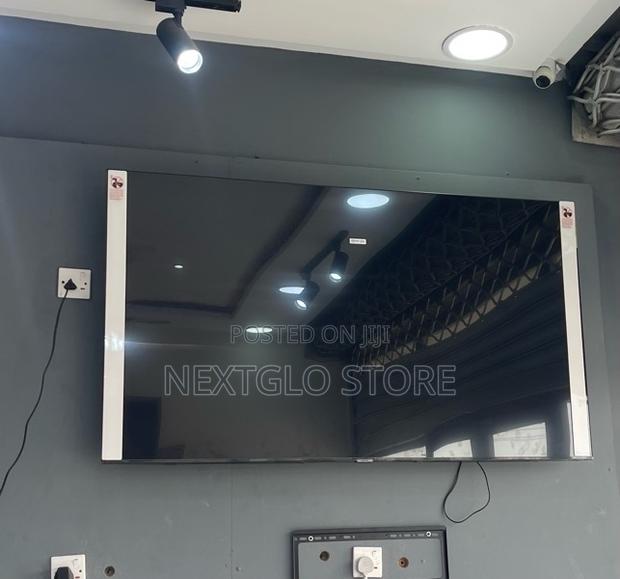 Samsung 55" Crystal Uhd U8072f Smart