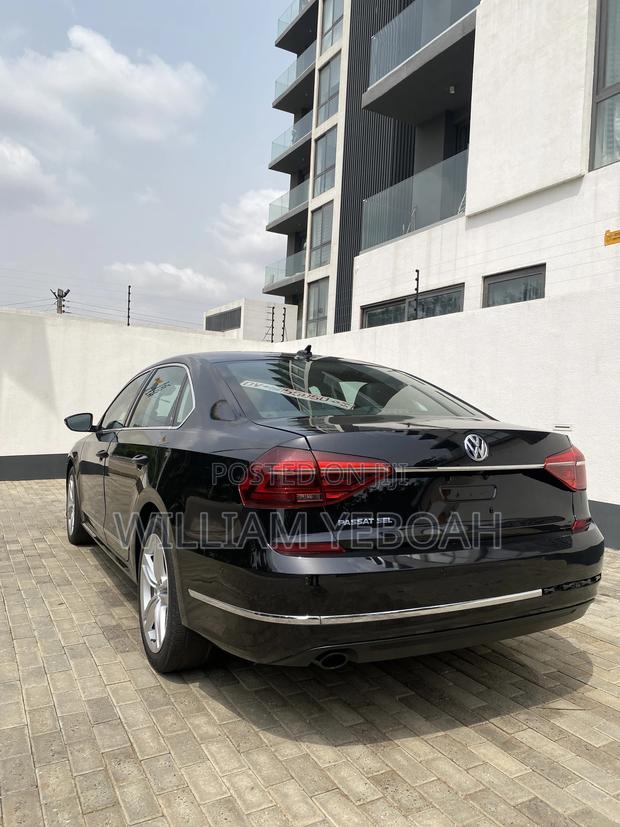 Volkswagen Passat 1.8T SEL Premium 4dr Sedan (1.8L 4cyl) 2017 Black