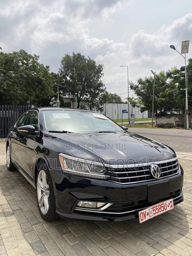 Volkswagen Passat 1.8T SEL Premium 4dr Sedan (1.8L 4cyl) 2017 Black