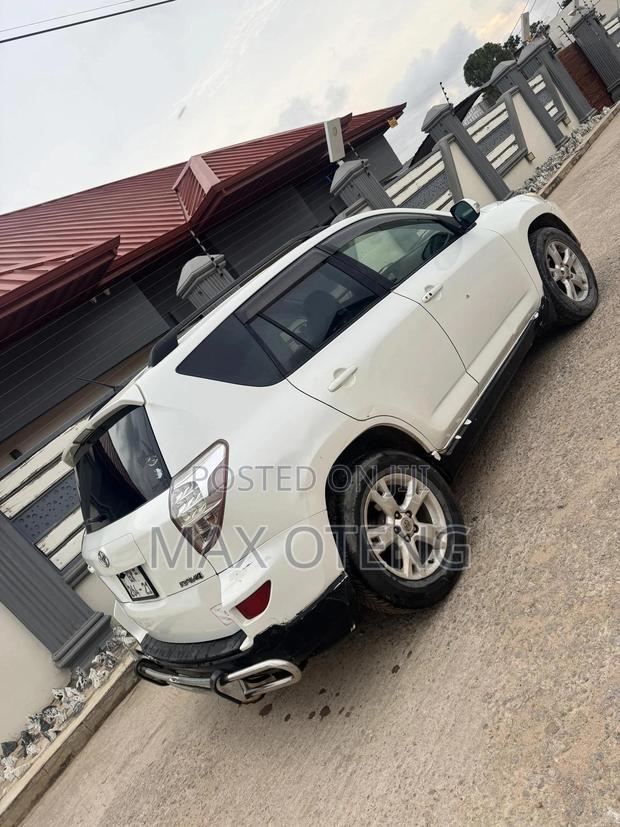 Toyota RAV4 2.5 4x4 2012 White photo 5