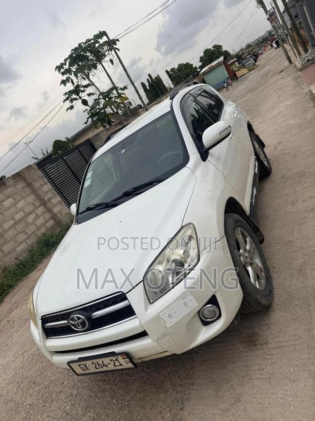 Toyota RAV4 2.5 4x4 2012 White photo 9