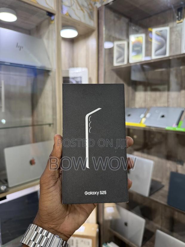 New Samsung Galaxy S25 128 GB Silver