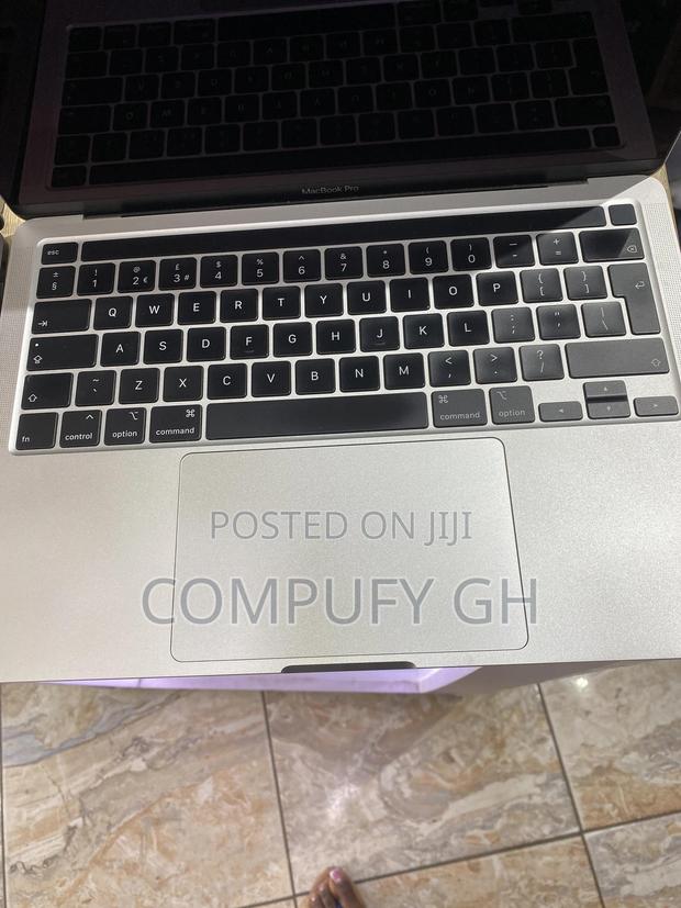 Laptop Apple MacBook Pro 32GB Intel Core I7 SSD 2T photo 3
