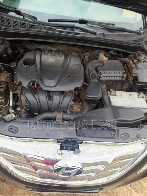 Hyundai Sonata 2013 Black photo 2