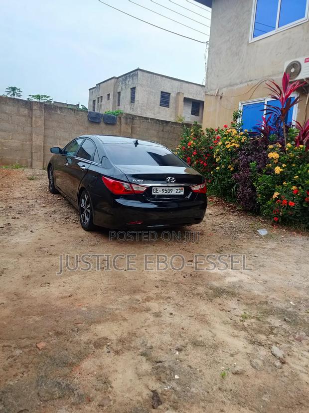 Hyundai Sonata 2013 Black photo 3