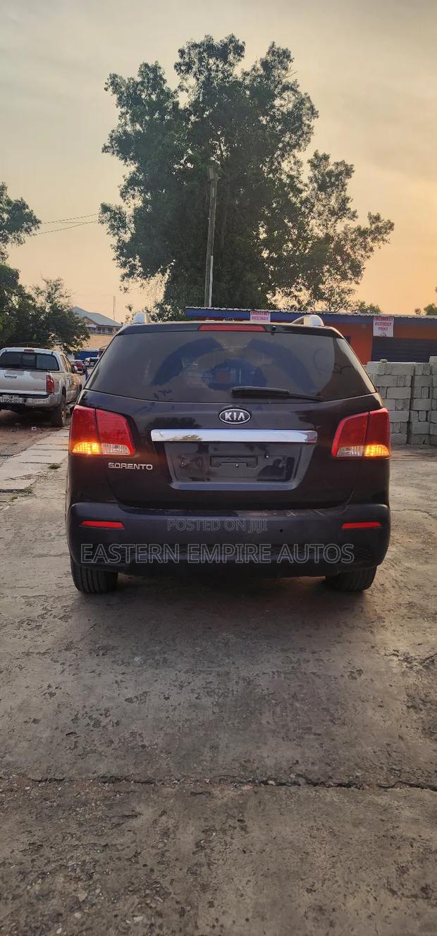 Kia Sorento SX 2012 Black photo 4
