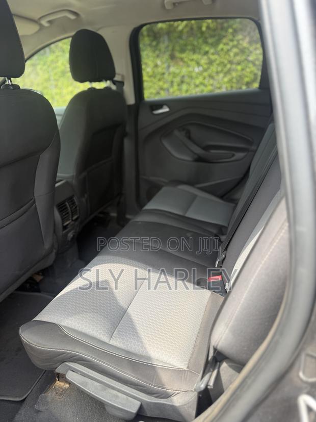 Ford Escape SE 4x4 2017 Gray photo 7