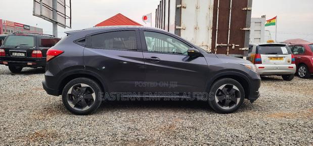 Honda HR-V EX-L w/Navigation AWD 2018 Black photo 2