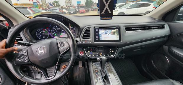 Honda HR-V EX-L w/Navigation AWD 2018 Black photo 7