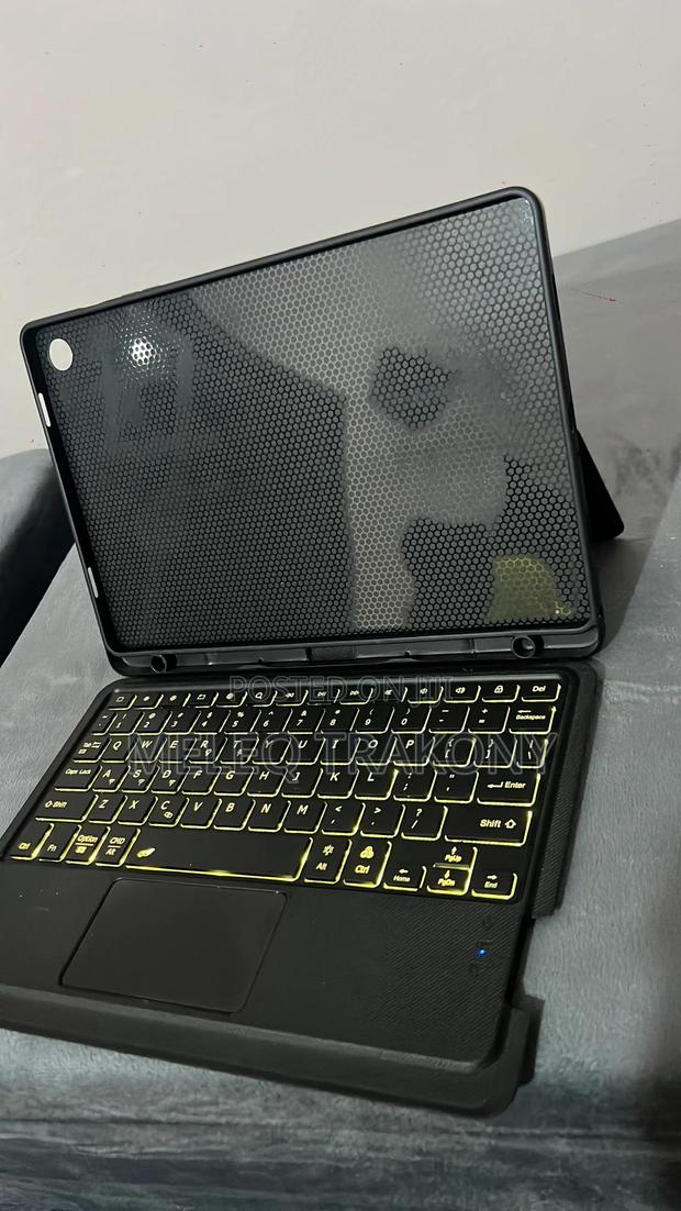 Samsung A9 Plus Tablet With Magic Keyboard