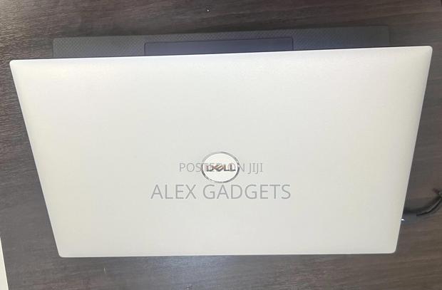 Laptop Dell XPS 15 9530 32GB Intel Core I9 SSD 1T photo 10