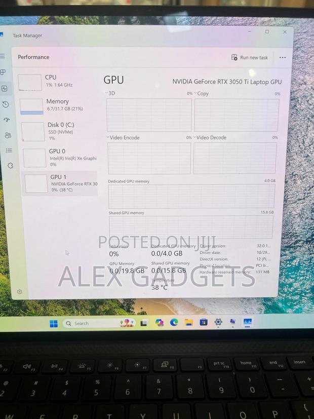 Laptop Dell XPS 15 9530 32GB Intel Core I9 SSD 1T photo 9