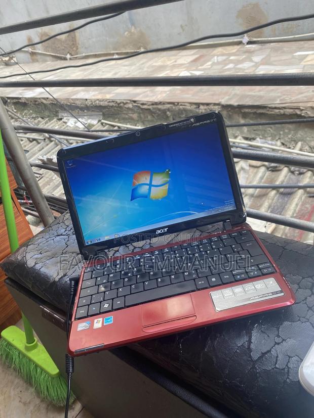 New Laptop Acer Aspire 1 2GB Intel HDD 320GB photo 2