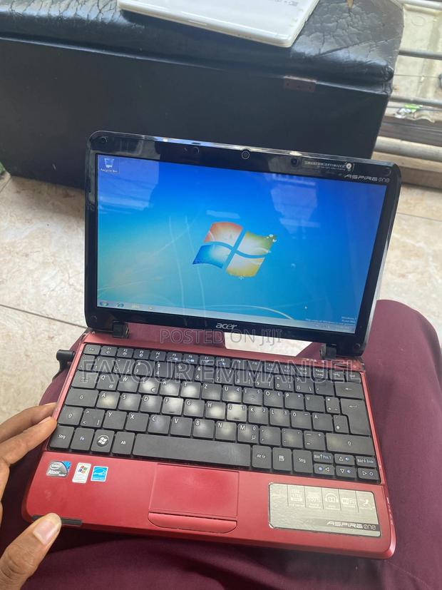 New Laptop Acer Aspire 1 2GB Intel HDD 320GB photo 3