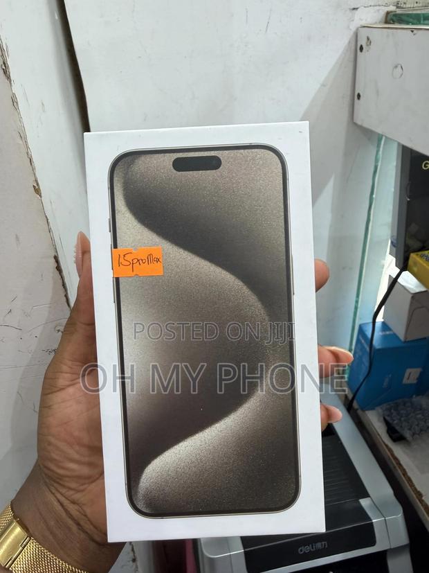 New Apple iPhone 15 Pro Max 256 GB