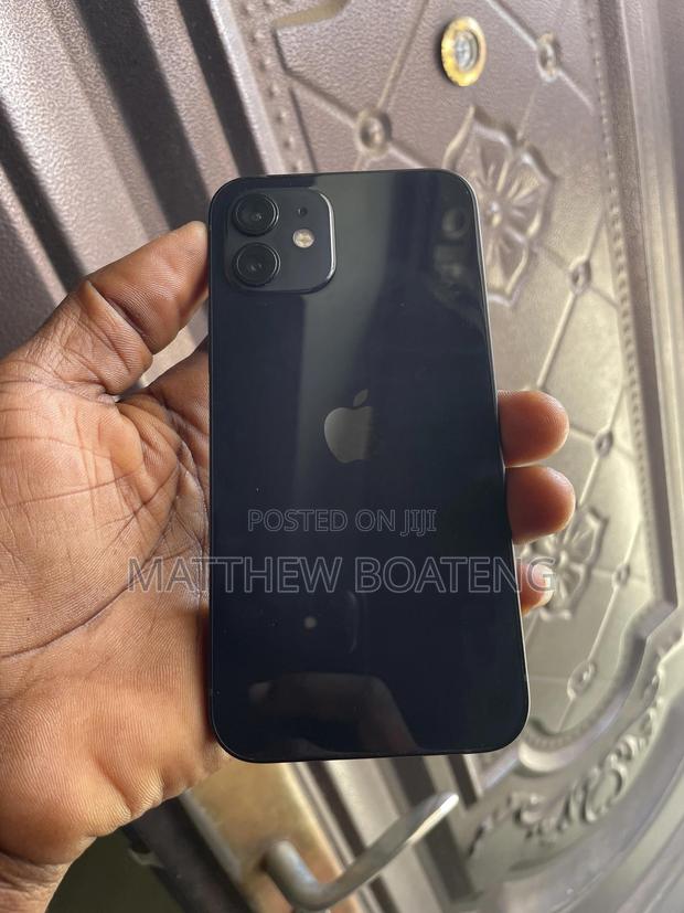 Apple iPhone 12 64 GB Black photo 2
