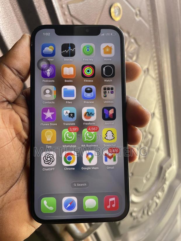 Apple iPhone 12 64 GB Black photo 3