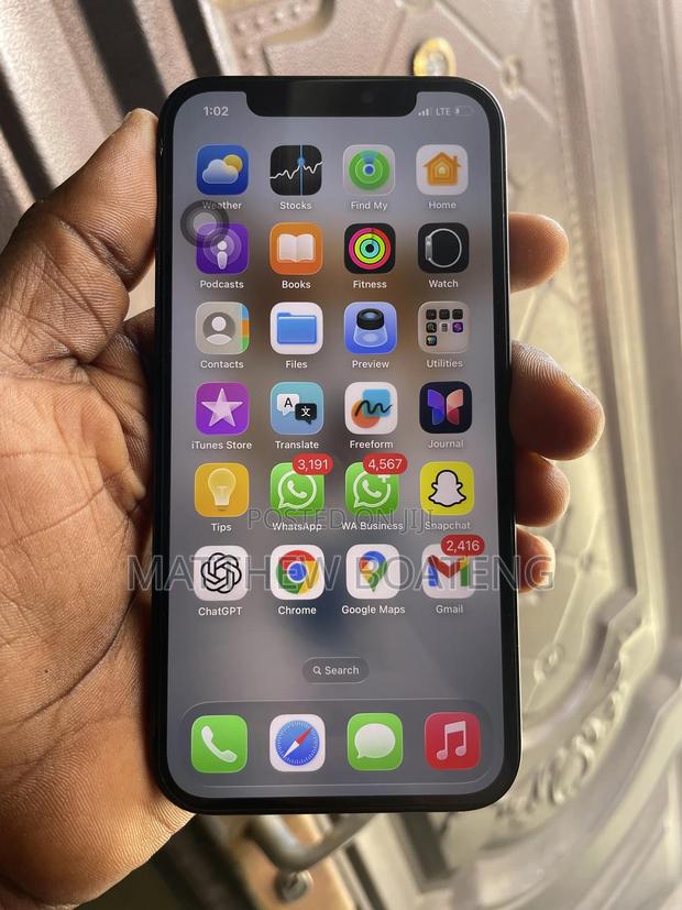 Apple iPhone 12 64 GB Black photo 5