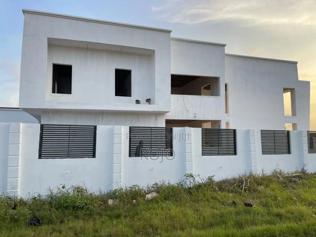 7bdrm Mansion in Osei Estate, East Legon for sale