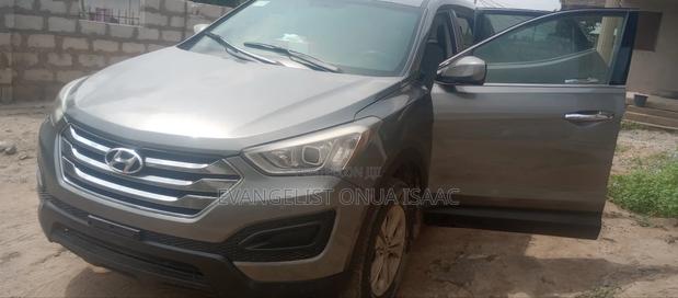 Hyundai Santa Fe 2014 Gray photo 2