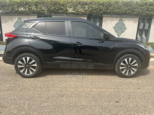 Nissan Kicks S 2020 Black photo 4