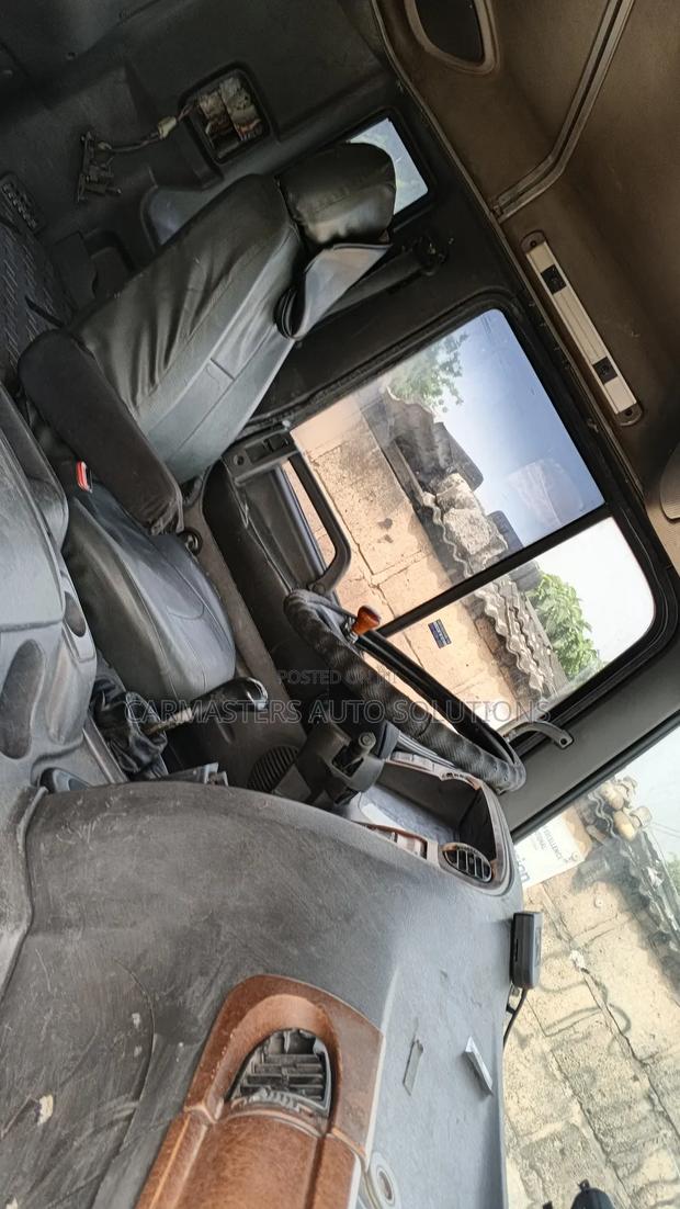 Hyundai Truck photo 4
