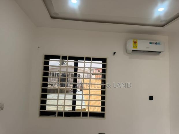 4bdrm House in Achimota Mile7 for rent photo 7