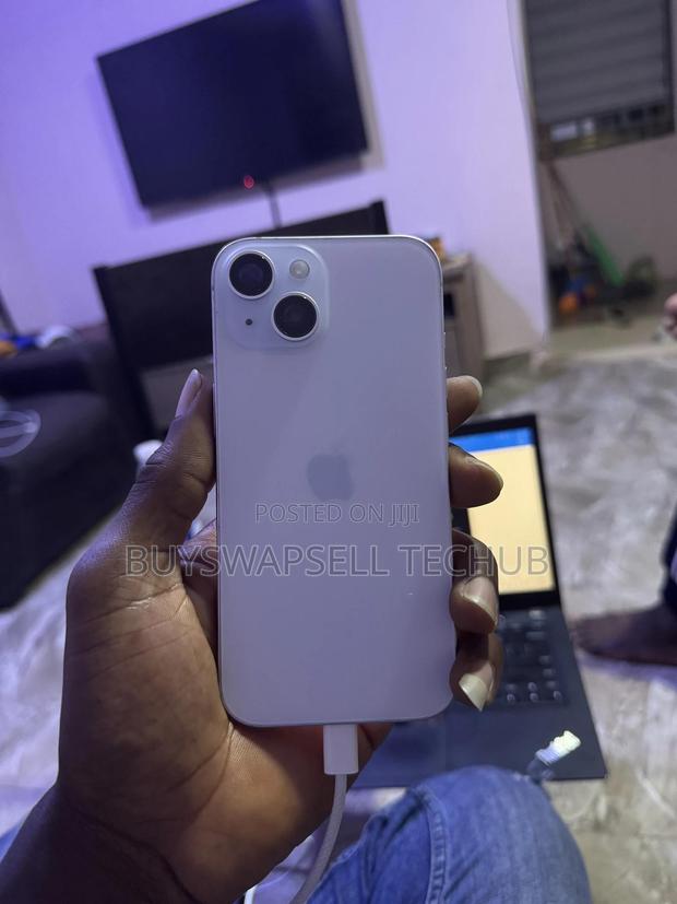 Apple iPhone 15 128 GB White