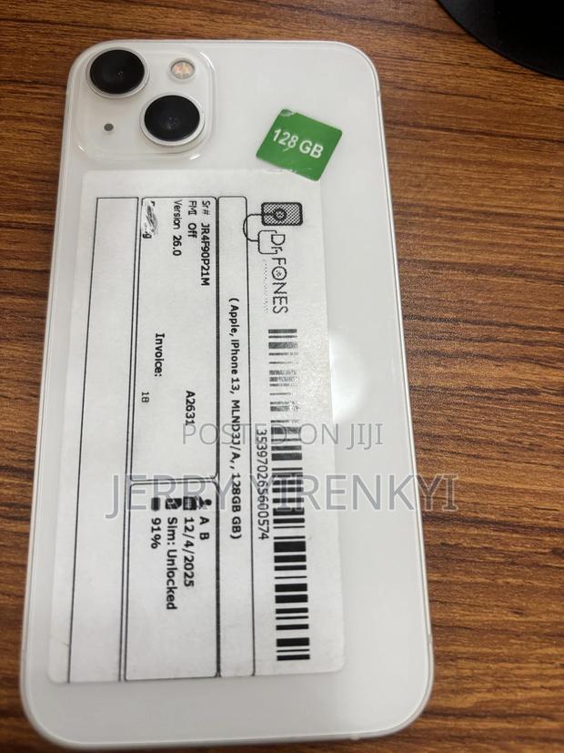 Apple iPhone 13 128 GB White photo 2