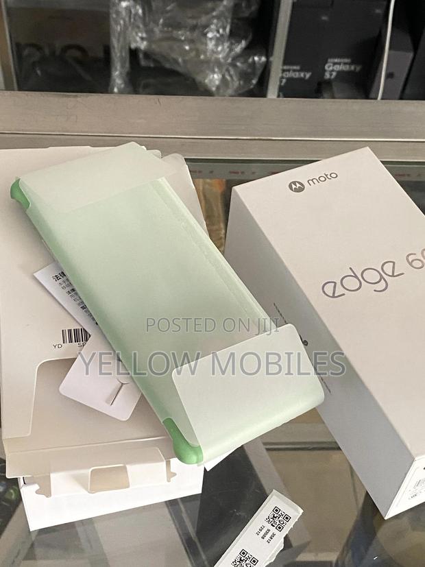 New Motorola Edge 60 256 GB Green photo 4