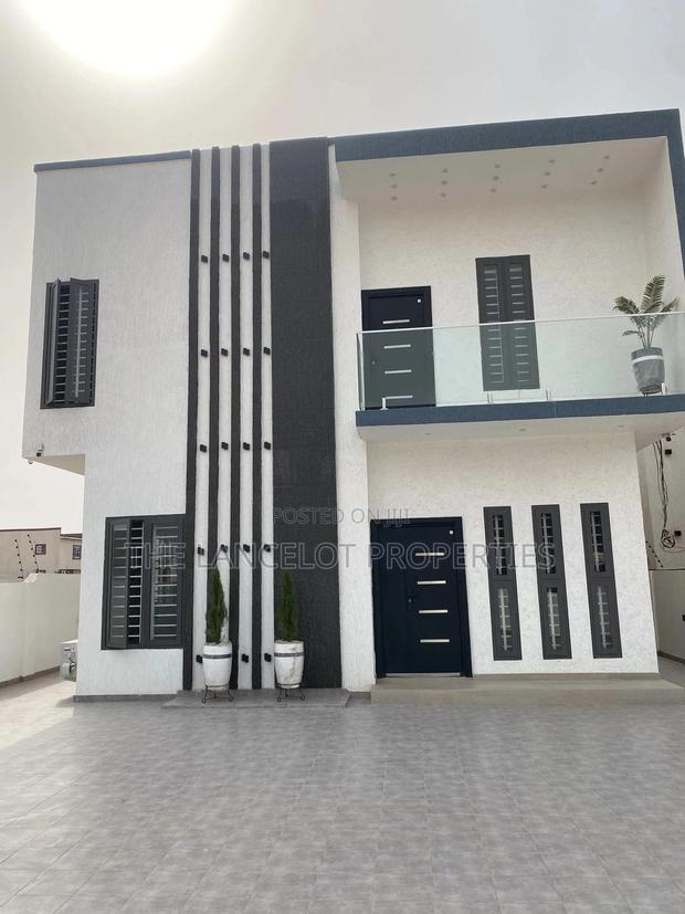5bdrm House in East Legon for sale · Photo 3
