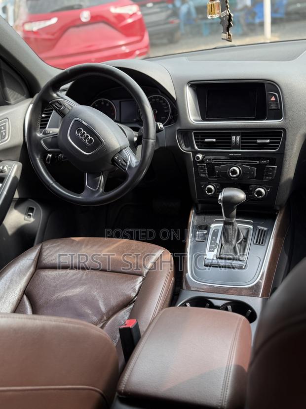 Audi Q5 2.0T Premium quattro 4dr SUV AWD (2.0L 4cyl Turbo 8A) 2014