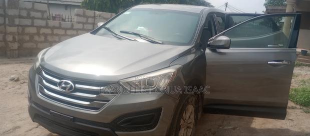 Hyundai Santa Fe 2014 Gray photo 15