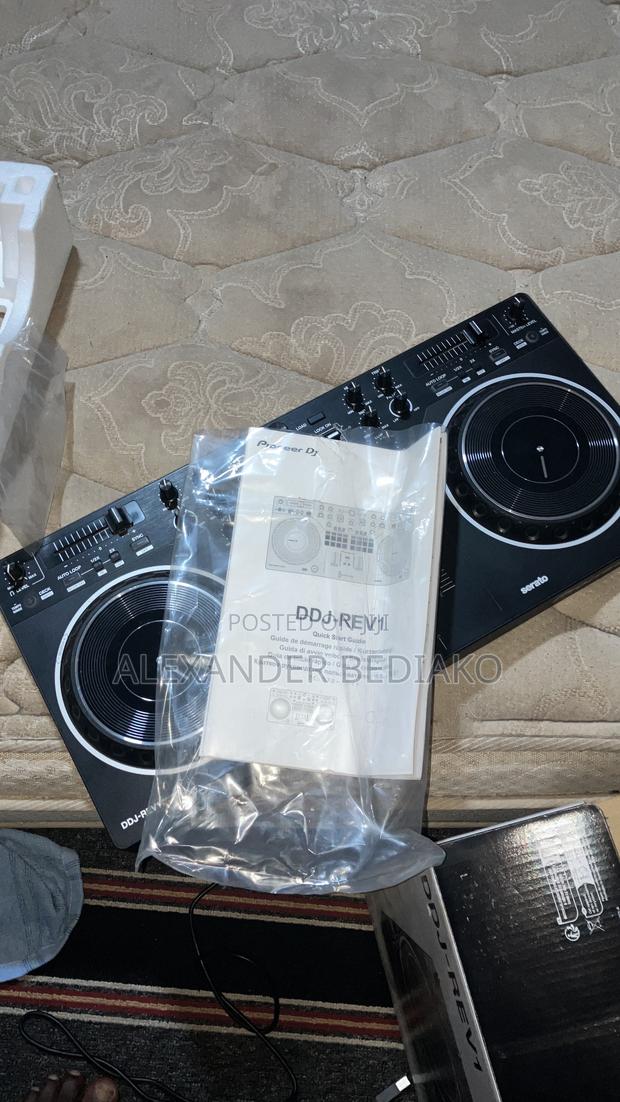 Pioneer DDJ Rev 1