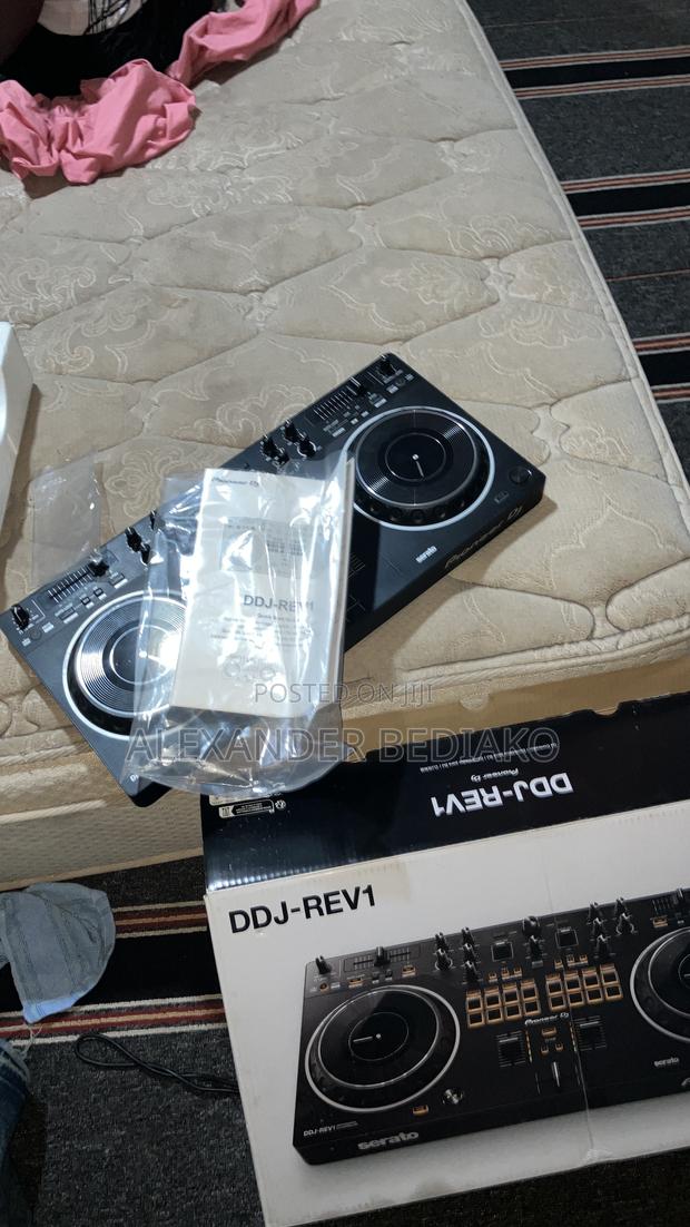 Pioneer DDJ Rev 1 photo 4