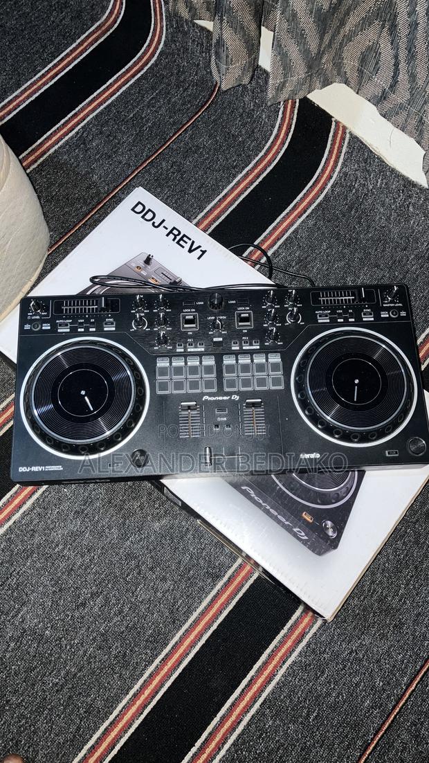 Pioneer DDJ Rev 1 photo 5