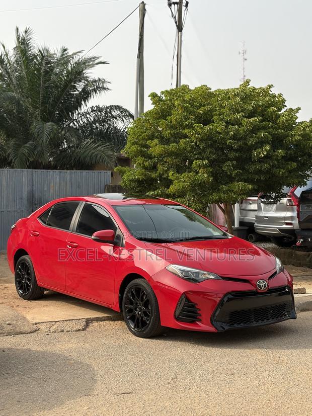 Toyota Corolla S w/Special Edition Pkg (1.8L 4cyl CVT) 2016 Red