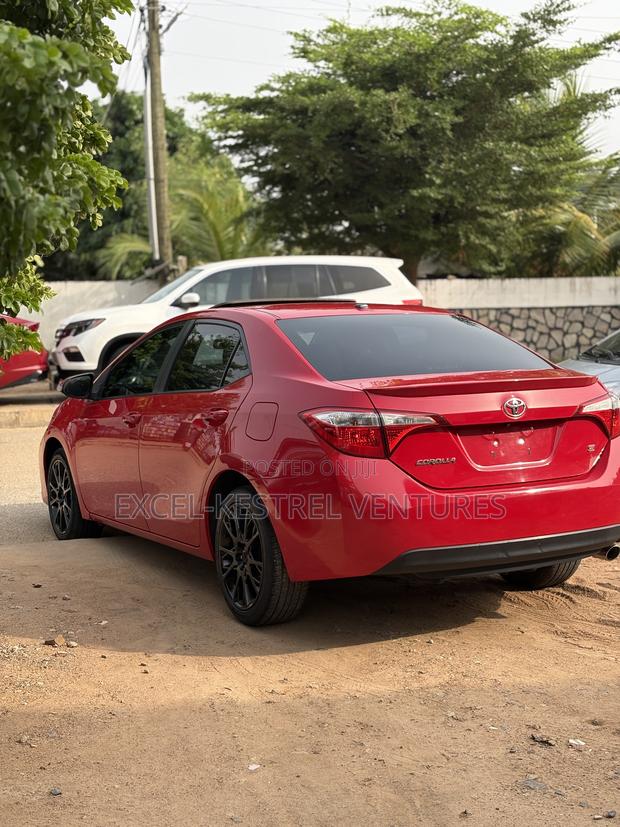 Toyota Corolla S w/Special Edition Pkg (1.8L 4cyl CVT) 2016 Red