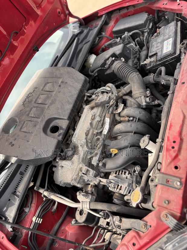 Toyota Corolla S w/Special Edition Pkg (1.8L 4cyl CVT) 2016 Red