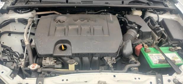 Toyota Corolla 2018 White