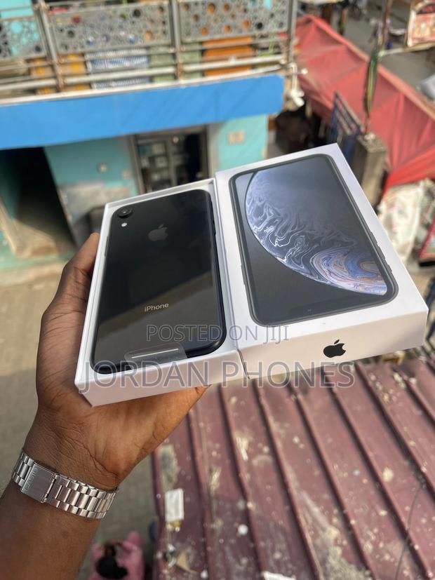 Apple iPhone XR 128 GB Black