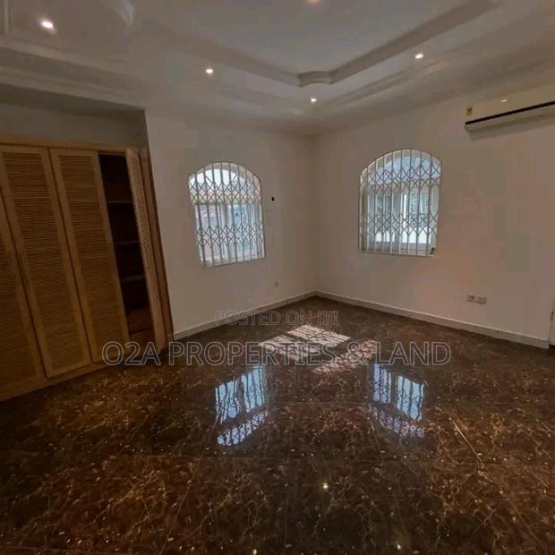 5bdrm House in East Legon, Bawaleshie for rent photo 4