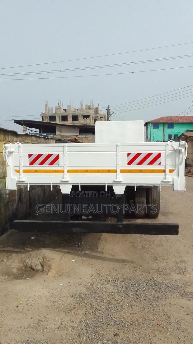 Hyundai Track 11.5tonnes photo 3