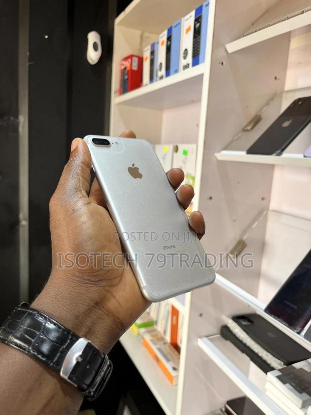 Apple iPhone 7 Plus 128 GB Silver