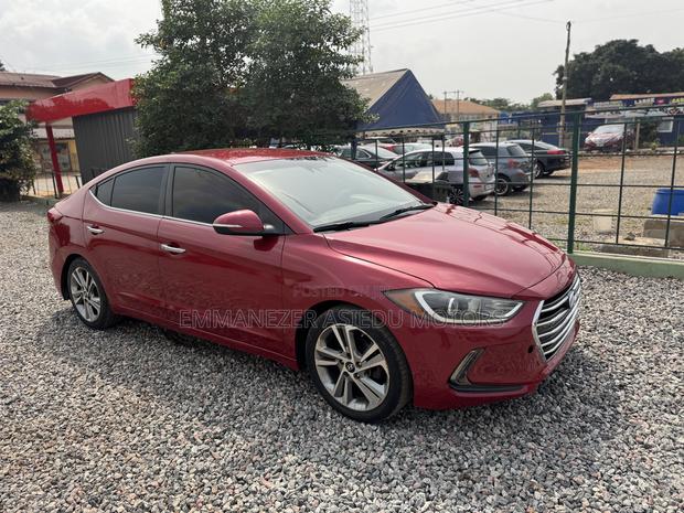 Hyundai Elantra Limited Sedan FWD (2.0L 4cyl 6A) 2017 Red photo 2