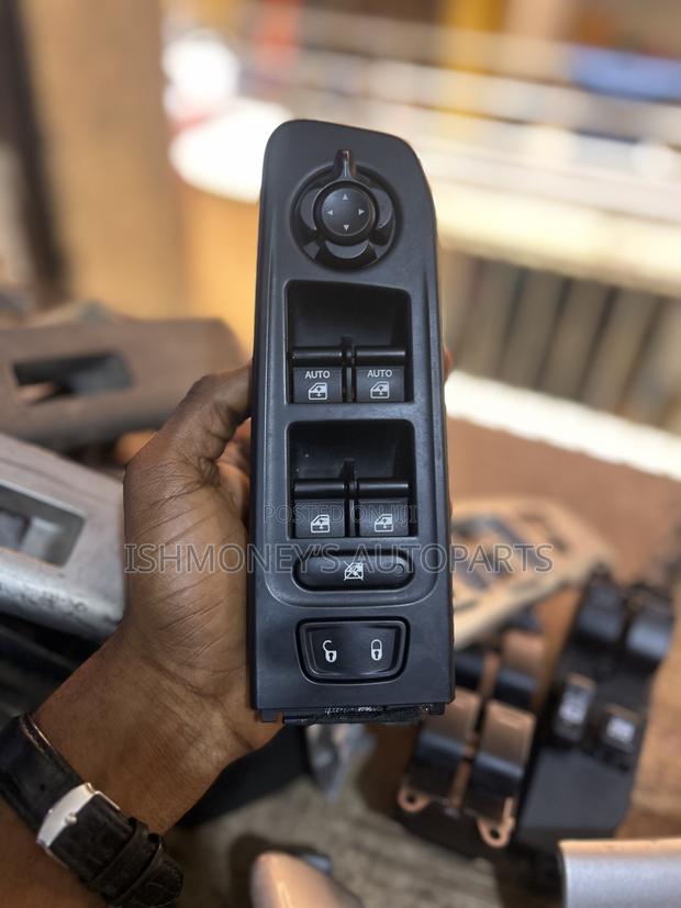 Jeep 2018 Power Window Switch photo 2
